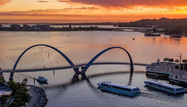 Perth Swan River Captain Cook Dinner Cruise