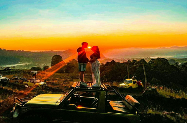 Bali: Mount Batur Sunrise Jeep Tour & Natural Hot Springs (Private Tour)