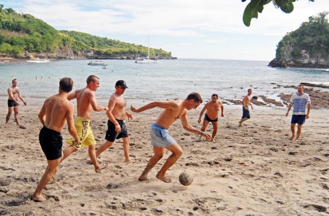 バリ・アリストキャットクルーズ