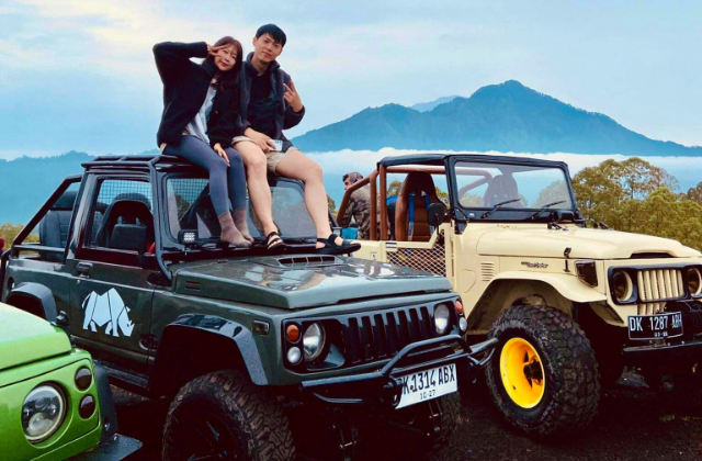Bali: Mount Batur Sunrise & Waterfall Jeep Tour