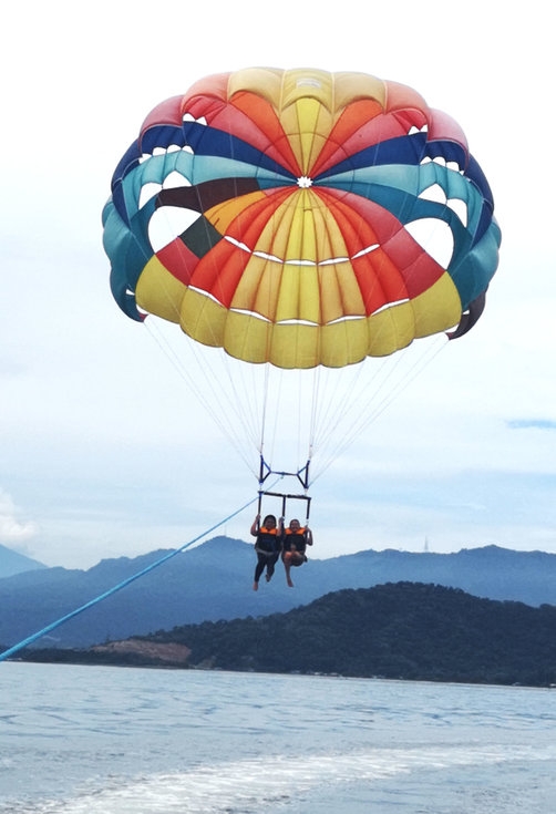 Kota Kinabalu: Sapi Island Hopping Tour & Water Sports