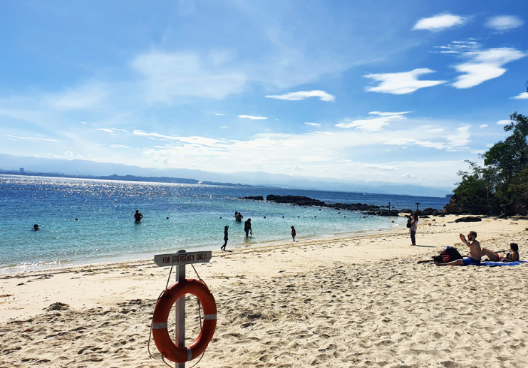 Kota Kinabalu: Sapi Island Hopping Tour Package