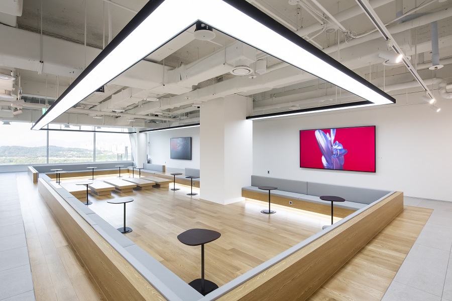 서울 워커힐 빛의 라운지 & 시어터 - 파라오의 이집트 & 이응노: 위대한 예술적 여정 서울-파리 전시 티켓 + 카페