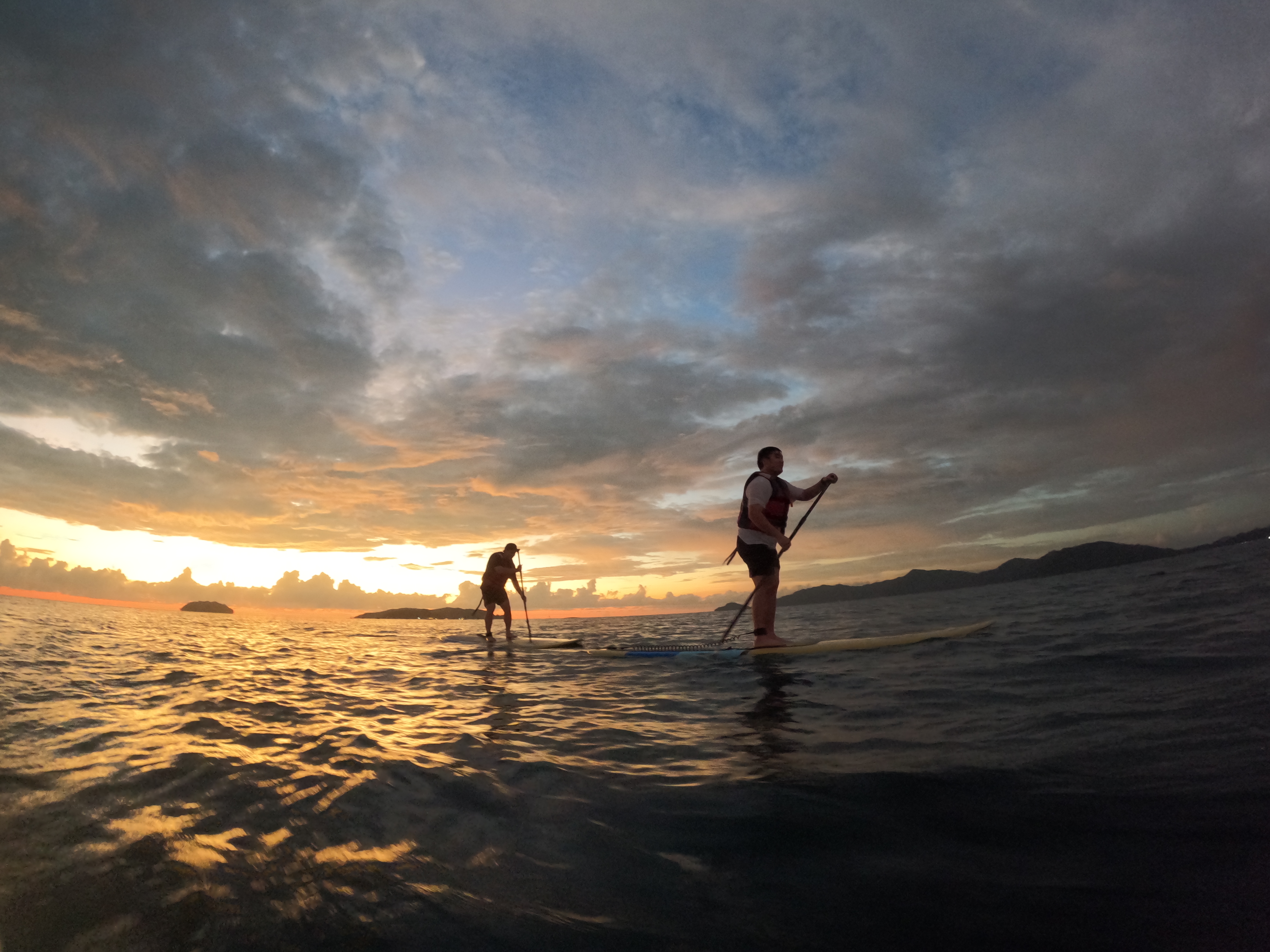 코타키나발루 탄중아루 비치 선셋 패들보드 (WAUG Exclusive)