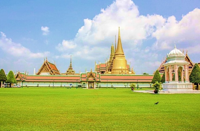 방콕 왕궁 & 아이콘시암 & 워터버스 & 아유타야 단독 투어 (왕복차량/한국어가이드 포함)