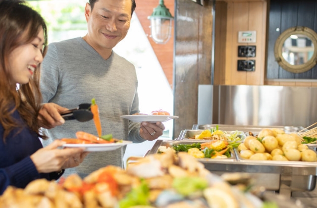 골드코스트 씨월드 런치 뷔페 크루즈