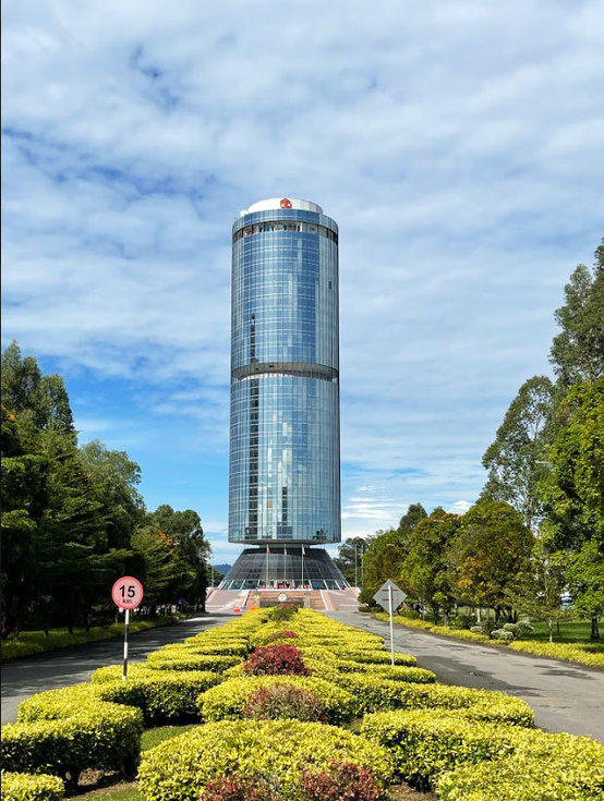 Kota Kinabalu: City & Romantic Sunset Cruise Private Tour