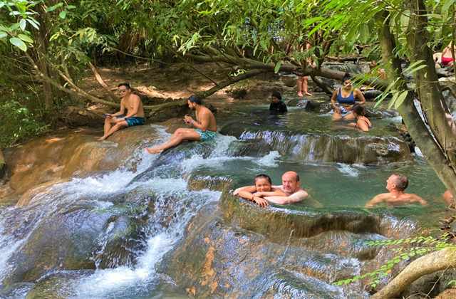 끄라비 에메랄드 온천 & 자연풀장 투어
