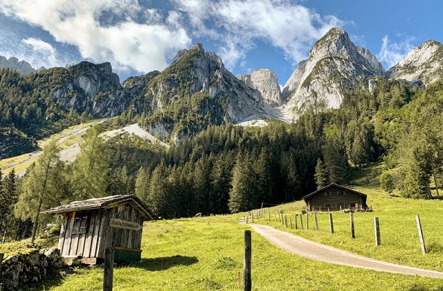 프라하에서 체스키 - 할슈타트 - 볼프강제 or 트라운제 - 비엔나 도착 투어