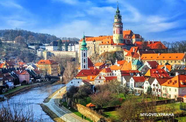 프라하에서 체스키 - 할슈타트 - 볼프강제 or 트라운제 - 비엔나 도착 투어