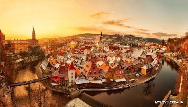 프라하 출발 - 체스키 - 트라운제 - 할슈타트(보다 여유롭게 마을&전망대or페리) - 프라하 도착