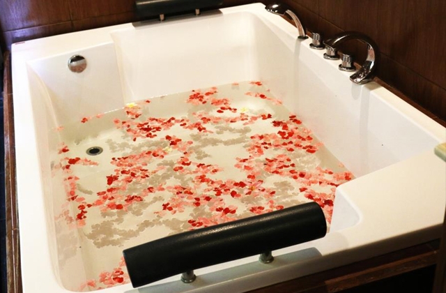 발리 누사두아 엠스파 마사지