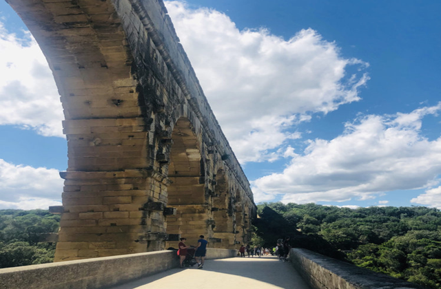 [이유투어] 아비뇽 출발: 님 그리고 퐁듀갸드 - 유제스 로마 올로드 역사 속으로 투어