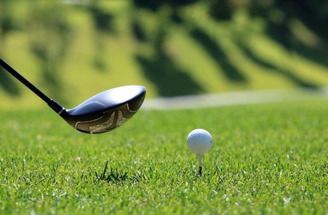 Da Nang: Hotel - Golf Course Round-trip Transfer Service