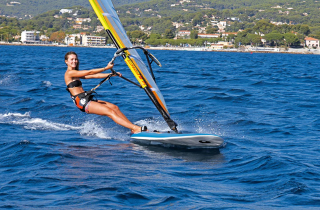 Brisbane Kitesurfing & Windsurfing Class (Surf Connect Watersports Centre)