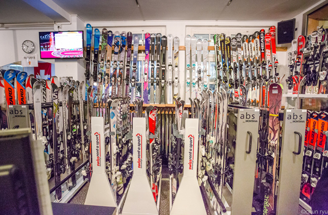 Grindelwald / Interlaken: Ski & Snowboard Rental