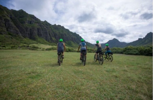 Hawaii Kualoa Ranch Electric Bike Tour