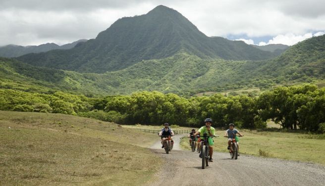 Hawaii Kualoa Ranch Electric Bike Tour