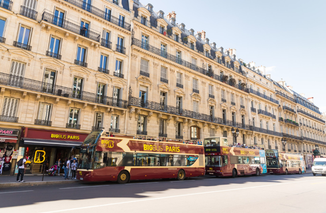Big Bus Paris Hop-on Hop-Off Tour (1/2 Days)
