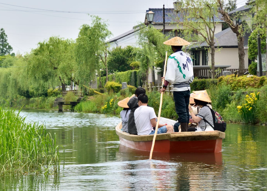 From Fukuoka: Yanagawa Private Half-Day Tour (River Cruise & Grilled Eel Lunch)