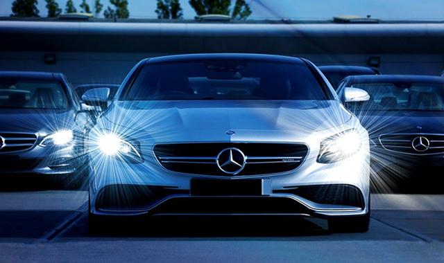 Athens: Airport Premium Pickup Service