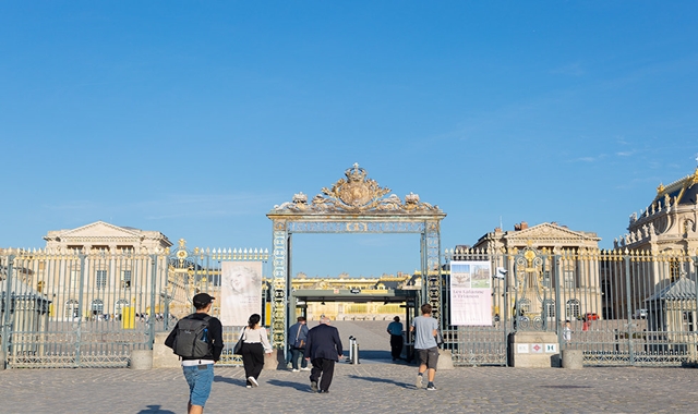 [파리샘] 지베르니 + 고흐마을 + 베르사유 투어 (동계:몽마르트) - 프랑스 관광청. 교통부 인가