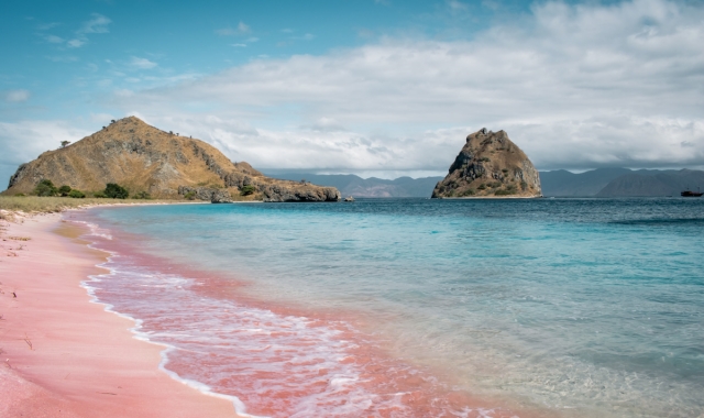 Lombok: Private Pink Beach Tour, Experience the Magic of Romantic Pink