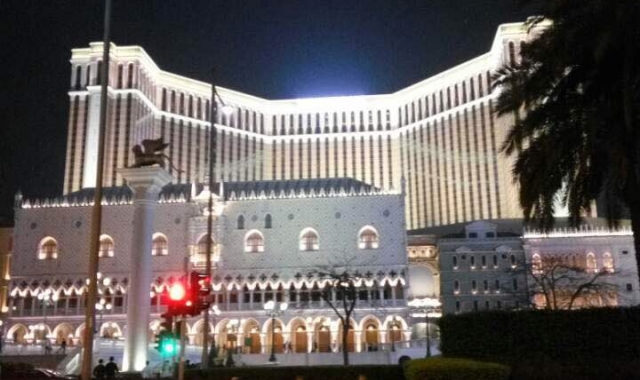 마카오 데이 + 나이트 투어를 한 번에! (전용 차량 + 가이드)