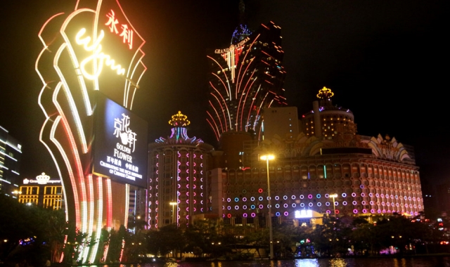 마카오 데이 + 나이트 투어를 한 번에! (전용 차량 + 가이드)