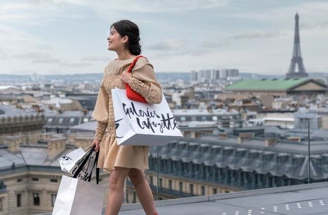 파리 갤러리 라파예트 '르 컨시어지' 라운지 패스 & 패션쇼