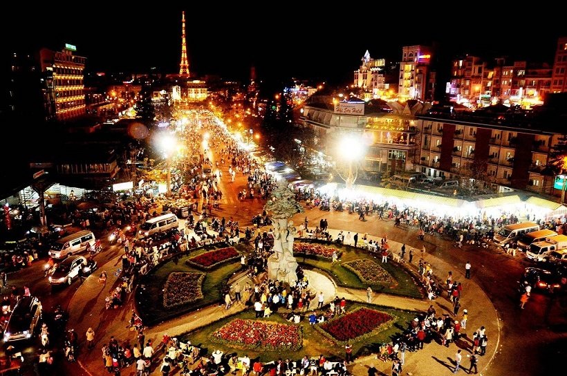 달랏 알뜰 일일 투어 (기차역 / 여름궁전 / 죽림선사 / 클레이터널 / 랑비앙산)