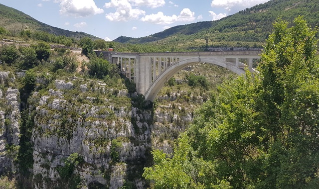 프랑스 베르동 계곡, 무스티에 생 마리, 생크로와 호수 투어 (니스 출발)