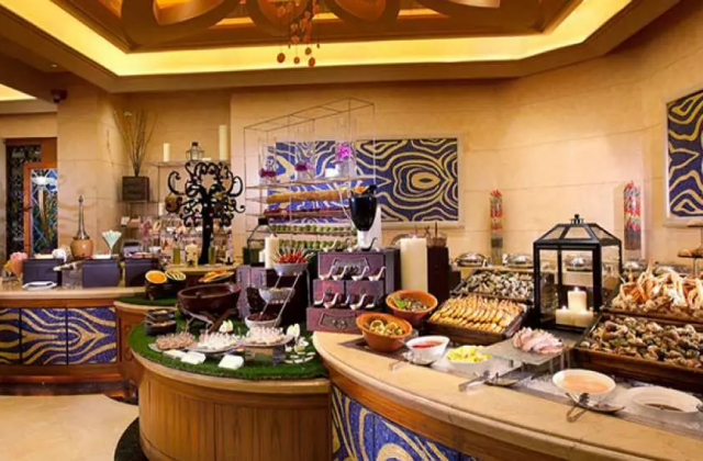 マカオ・ミストラルシーフードビュッフェ（ソフィテルマカオ・ポンテ16）