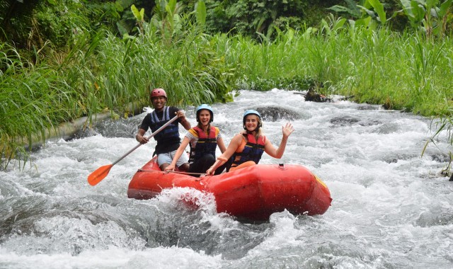 발리 뜨라가와자강 급류 래프팅 투어 (런치 뷔페 제공)