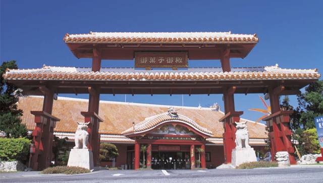 那覇発：沖縄北部ヒップホップバスAコースツアー