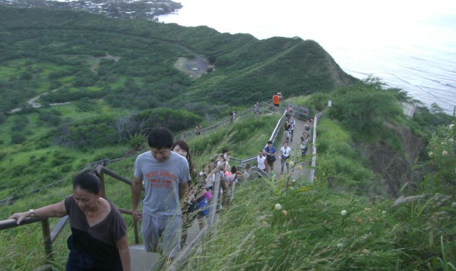 하와이 호놀룰루 다이아몬드 헤드 일출 하이킹 투어 (말라사다 포함)