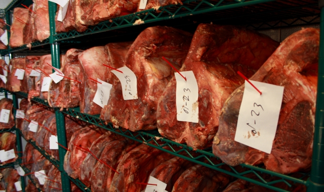 ハワイ・ホノルル・ウルフギャングステーキハウス(デラックスコース)＆タンタラス夜景ツアー