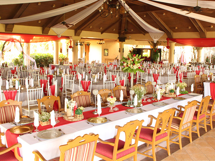 마닐라 셔우드 힐스 골프 클럽 - 18홀 그린피 + 카트피