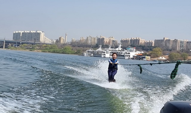 서울 압구정 한강 리버시티 웨이크서핑 체험 & 강습