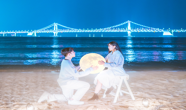 부산 광안리 야간 스냅 촬영 (밝히는 사람들)