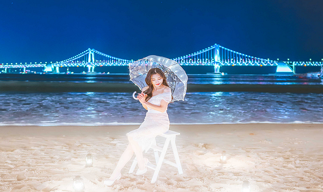 부산 광안리 야간 스냅 촬영 (밝히는 사람들)