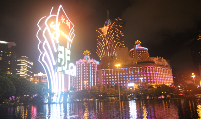 마카오 완전정복 야경 투어 (모노레일 탑승)