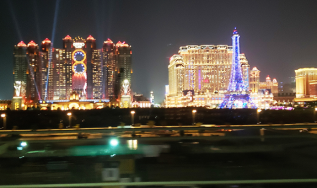 마카오 완전정복 야경 투어 (모노레일 탑승)