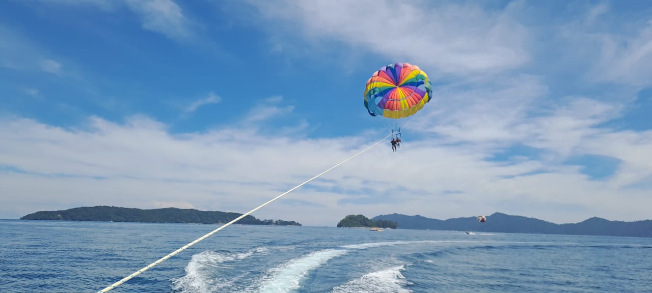 코타키나발루 마무틱섬 + 마누칸섬 VIP 호핑 투어 (WAUG Exclusive)