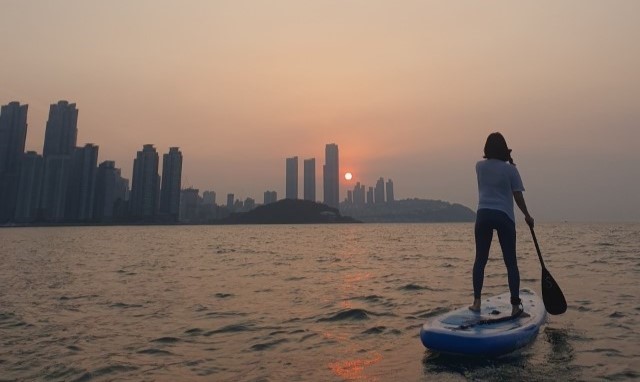 부산 광안리 서프마린 선라이즈 패들보드 강습 & 렌탈