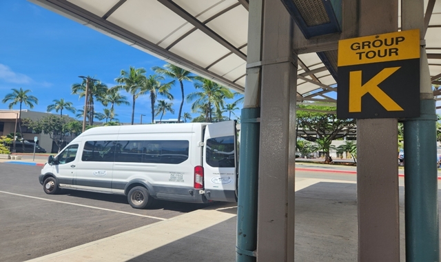 Hawaii Waikiki to Waikele Premium Outlets Shuttle Pickup Service