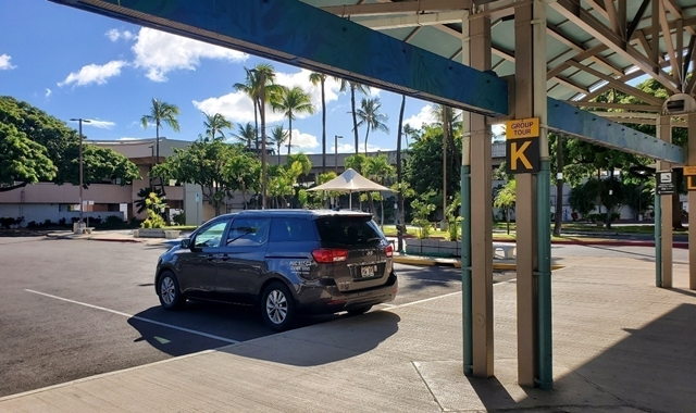 Hawaii Waikiki to Waikele Premium Outlets Shuttle Pickup Service