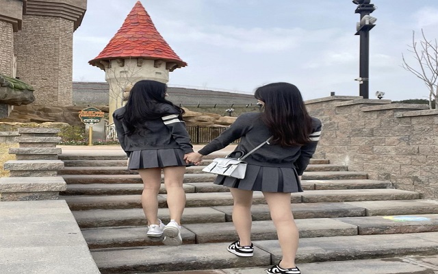 부산 '낭만교복' 교복 대여 (롯데월드점)