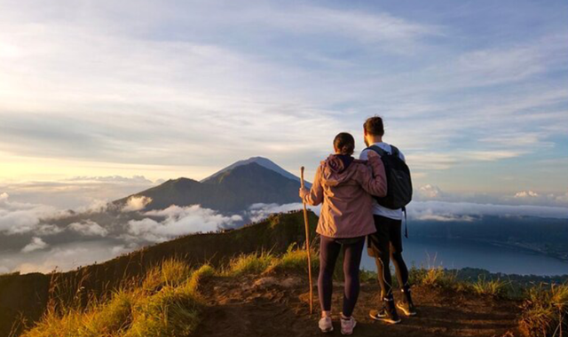 발리 바투르산 단독 일출 트래킹 & 천연 온천 투어 (아침식사 포함)