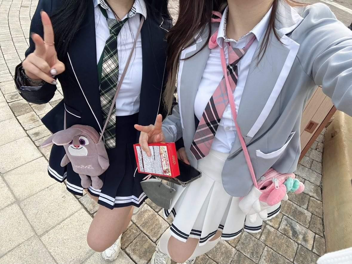 부산 '낭만교복' 교복 대여 (롯데월드점)